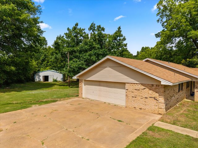 2707 Fm 69, Quitman, TX 75783