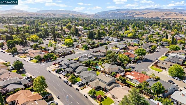 783 Catalina Dr, Livermore, CA 94550