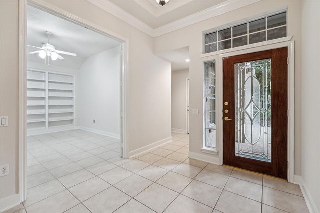 10 Surrey Run Place, The Woodlands, TX 77384