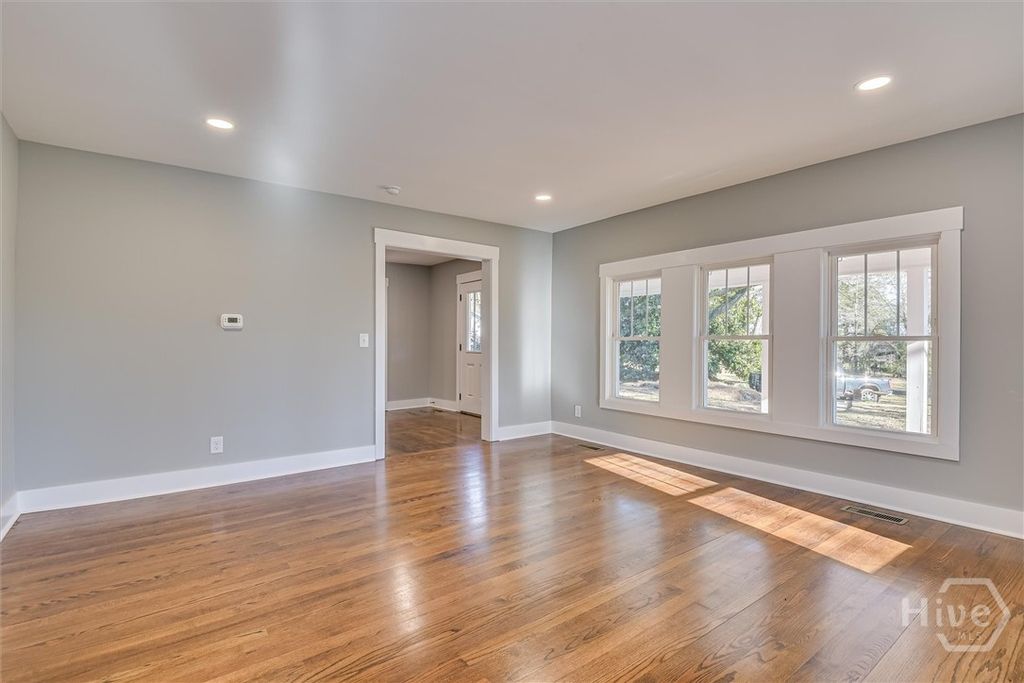 Image 11 of property listing at 267 Garrard Road, Washington, GA 30673