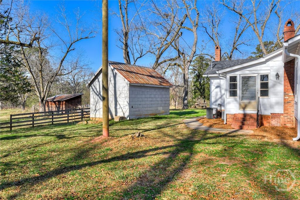 Image 40 of property listing at 267 Garrard Road, Washington, GA 30673