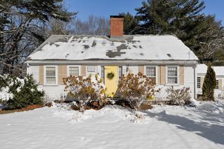 561 Circuit Street, Hanover, MA 02339