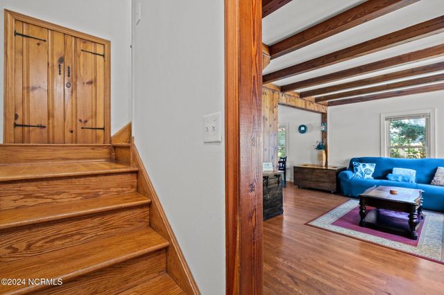 270 W Connecticut Avenue, Southern Pines, NC 28387