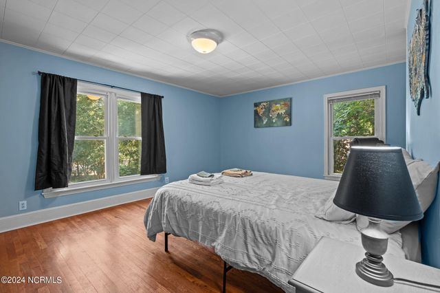 270 W Connecticut Avenue, Southern Pines, NC 28387