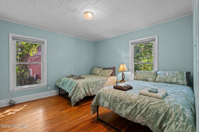 270 W Connecticut Avenue, Southern Pines, NC 28387