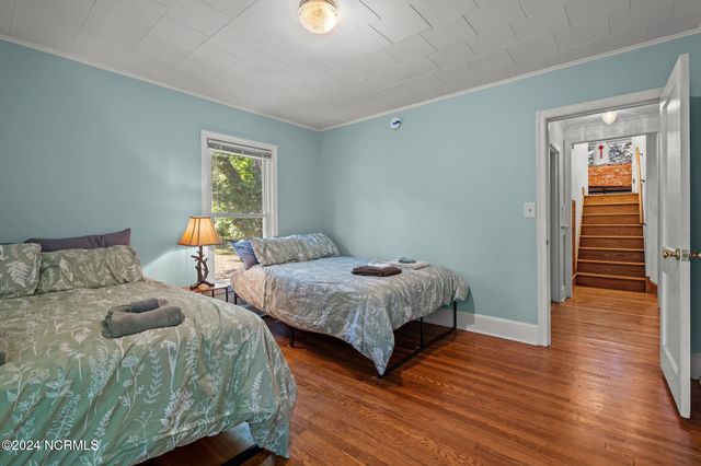 270 W Connecticut Avenue, Southern Pines, NC 28387