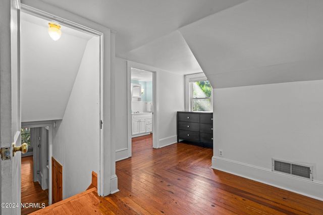 270 W Connecticut Avenue, Southern Pines, NC 28387