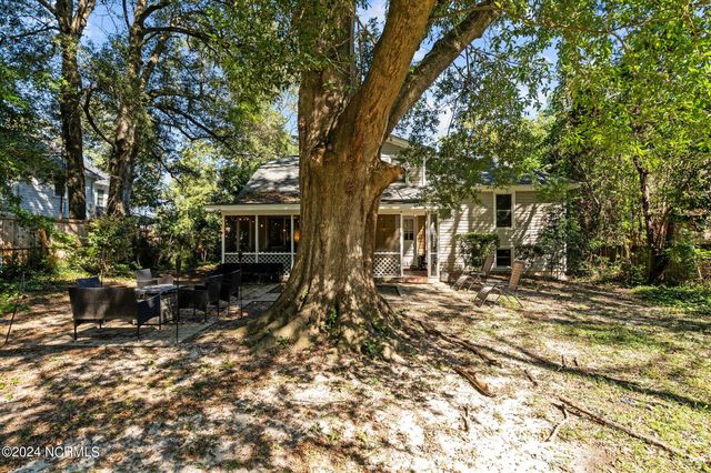 270 W Connecticut Avenue, Southern Pines, NC 28387