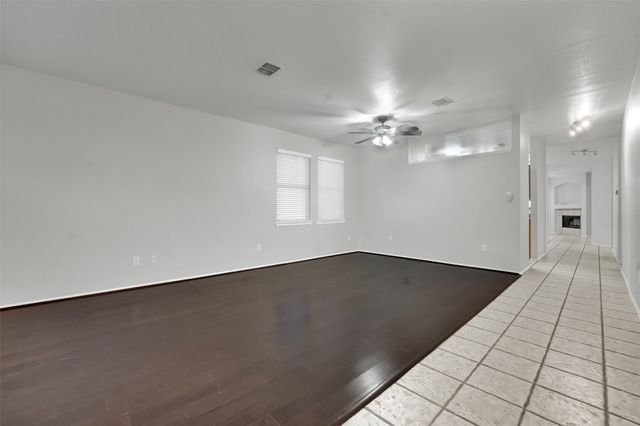 2936 Prairie Oak Boulevard, Grand Prairie, TX 75052