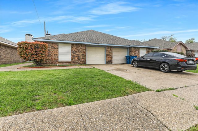 7506 Amherst Drive A & B, Rowlett, TX 75088