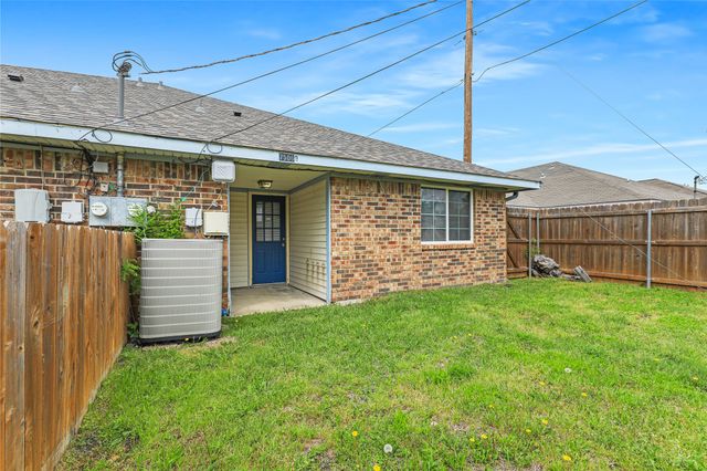 7506 Amherst Drive A & B, Rowlett, TX 75088