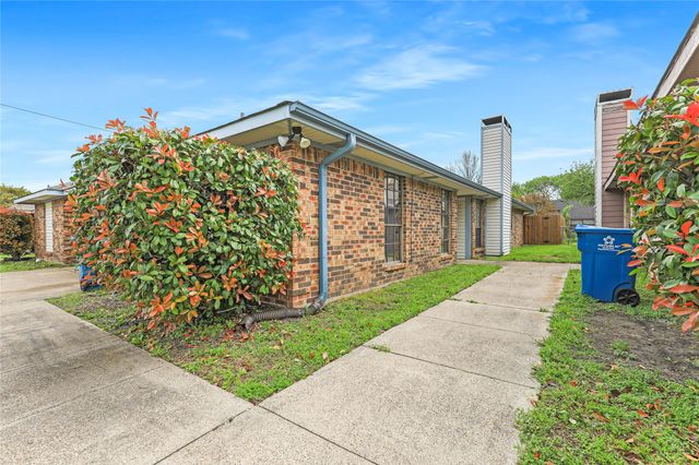 7506 Amherst Drive A & B, Rowlett, TX 75088