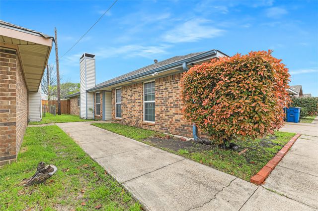 7506 Amherst Drive A & B, Rowlett, TX 75088