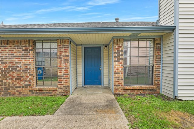 7506 Amherst Drive A & B, Rowlett, TX 75088