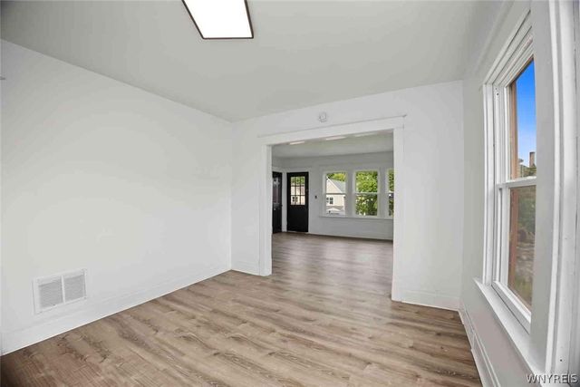 392 Busti Avenue Upper, Buffalo, NY 14201