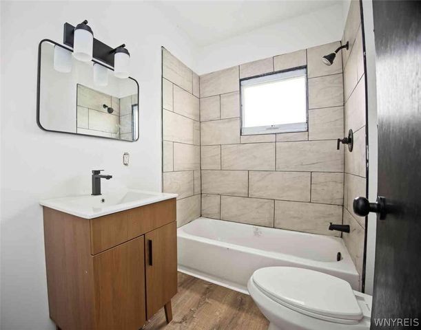 392 Busti Avenue Upper, Buffalo, NY 14201