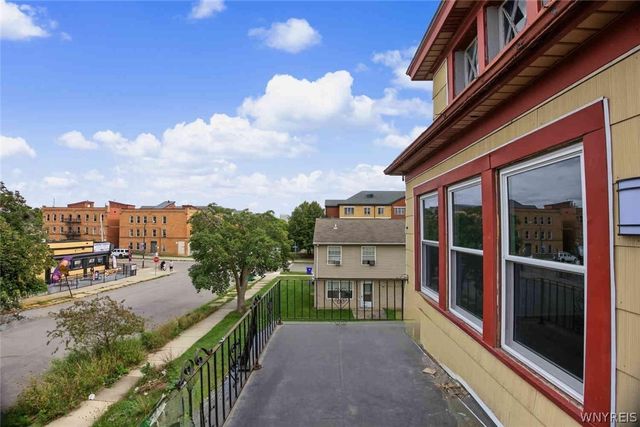 392 Busti Avenue Upper, Buffalo, NY 14201