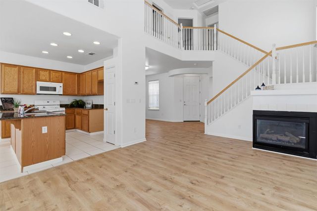 8219 Shay Cir, Stockton, CA 95212