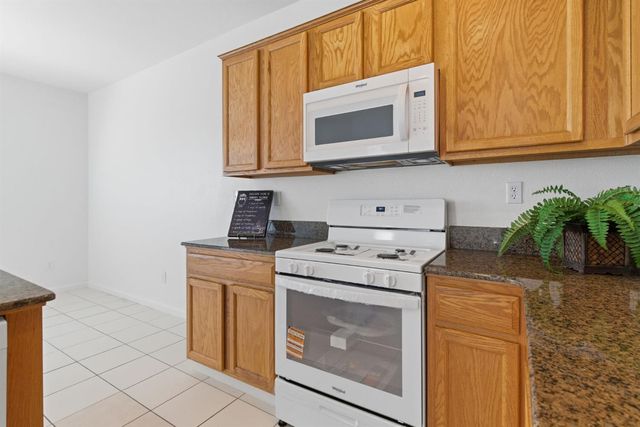 8219 Shay Cir, Stockton, CA 95212