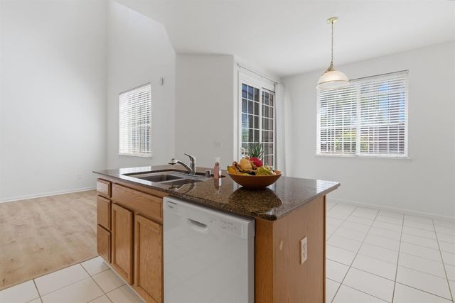 8219 Shay Cir, Stockton, CA 95212