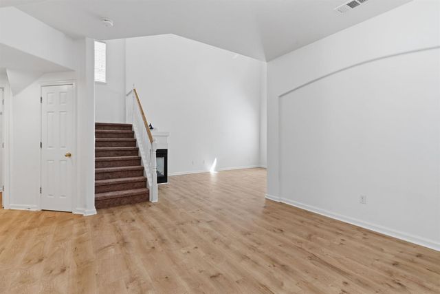 8219 Shay Cir, Stockton, CA 95212