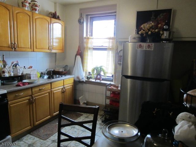 150 Hillside Ter, Irvington Twp., NJ 07111