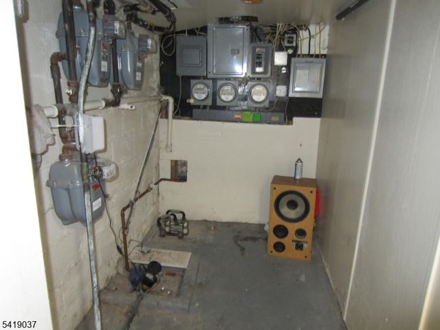 150 Hillside Ter, Irvington Twp., NJ 07111