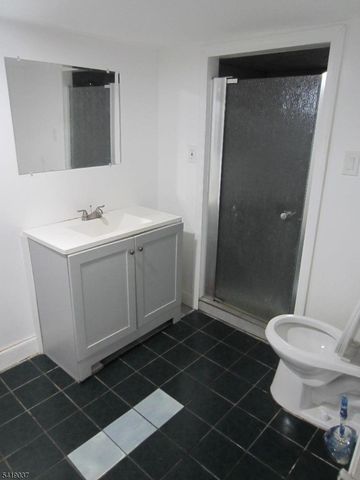 150 Hillside Ter, Irvington Twp., NJ 07111