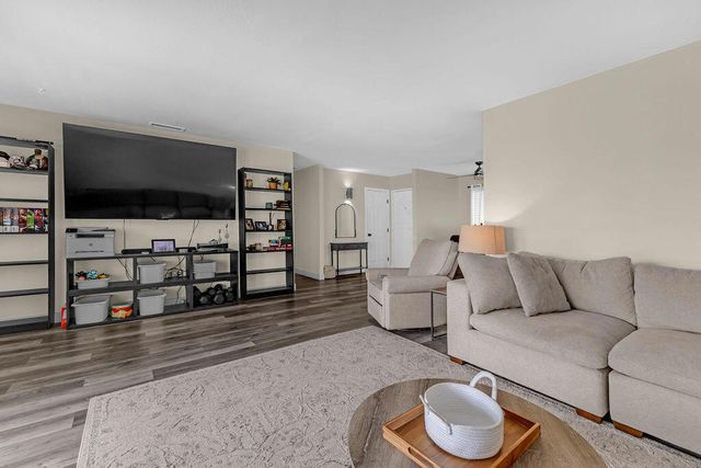 77300 Indiana Avenue, Palm Desert, CA 92211