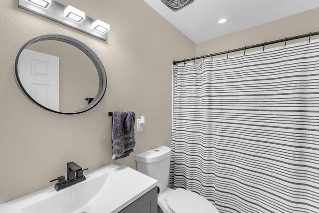 77300 Indiana Avenue, Palm Desert, CA 92211