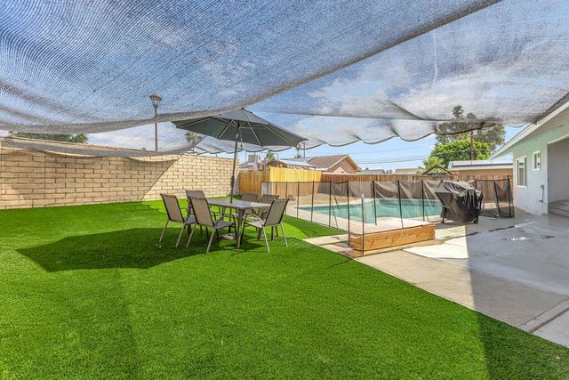 77300 Indiana Avenue, Palm Desert, CA 92211