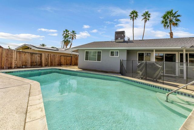 77300 Indiana Avenue, Palm Desert, CA 92211