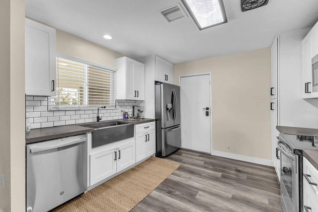 77300 Indiana Avenue, Palm Desert, CA 92211