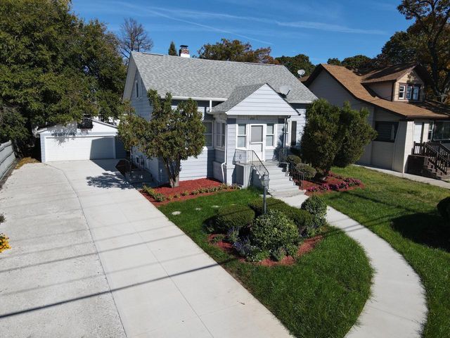 4506 75th STREET, Kenosha, WI 53142