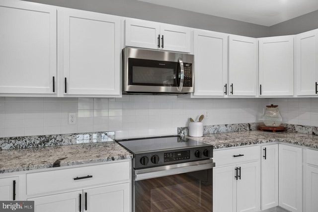 6127 MOORE AVE, Mount Jackson, VA 22842