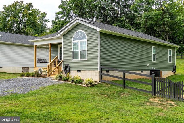 6127 MOORE AVE, Mount Jackson, VA 22842