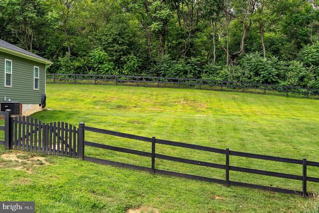 6127 MOORE AVE, Mount Jackson, VA 22842