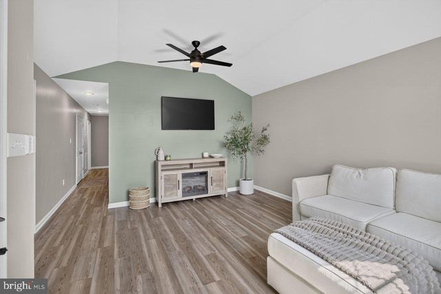6127 MOORE AVE, Mount Jackson, VA 22842