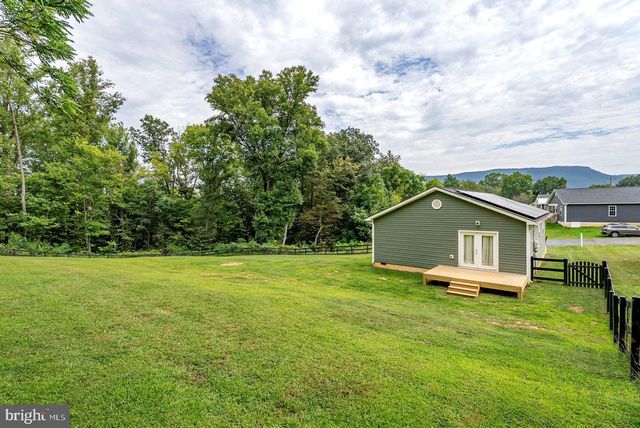 6127 MOORE AVE, Mount Jackson, VA 22842