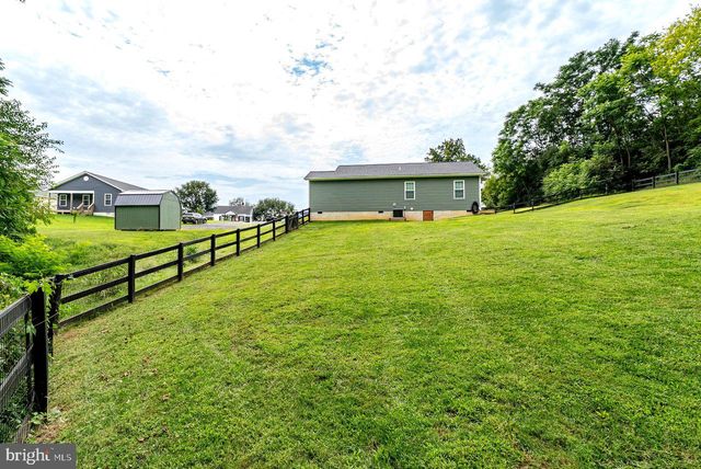 6127 MOORE AVE, Mount Jackson, VA 22842