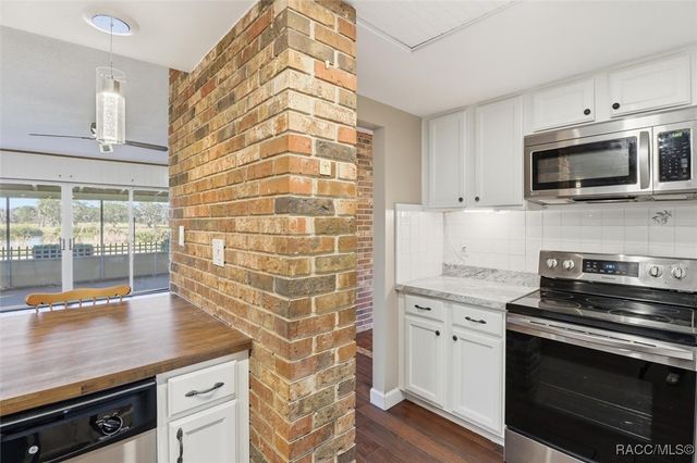 870 N Country Club Drive, Crystal River, FL 34429