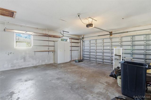 870 N Country Club Drive, Crystal River, FL 34429