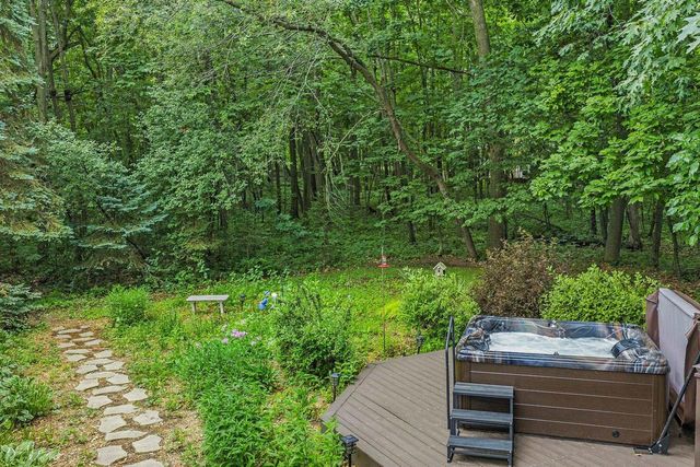 W13939 Oak Haven Drive, Ripon, WI 54971