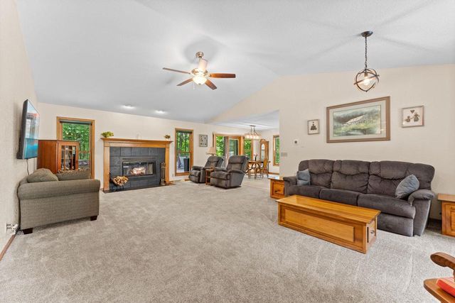 W13939 Oak Haven Drive, Ripon, WI 54971