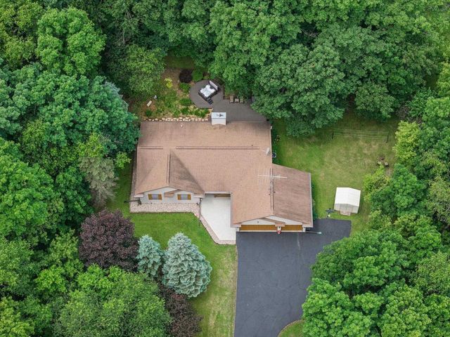 W13939 Oak Haven Drive, Ripon, WI 54971
