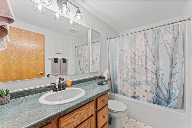 W13939 Oak Haven Drive, Ripon, WI 54971