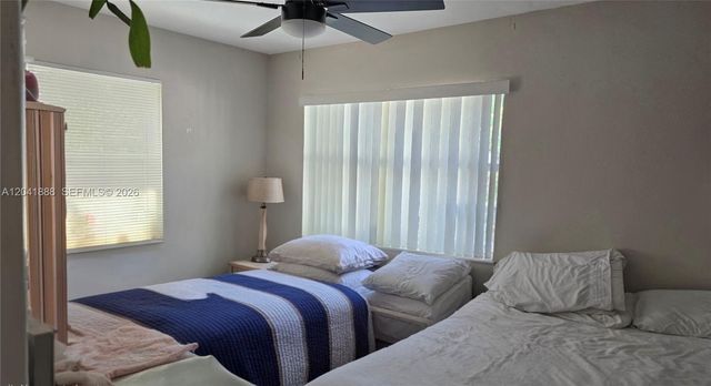 241 NW 32nd St, Miami, FL 33127