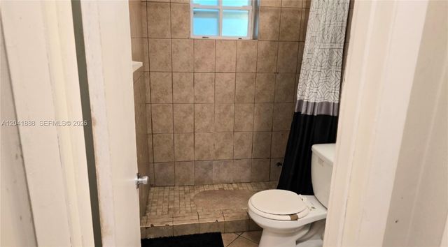 241 NW 32nd St, Miami, FL 33127