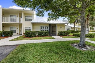 4210 Gator Trace Avenue Unit F, Fort Pierce, FL 34982
