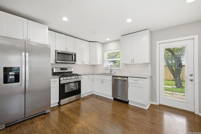 634 Pinewood, San Antonio, TX 78216